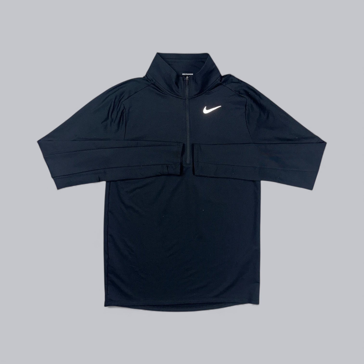 NIKE ELEMENT 1/4 ZIP - BLACK