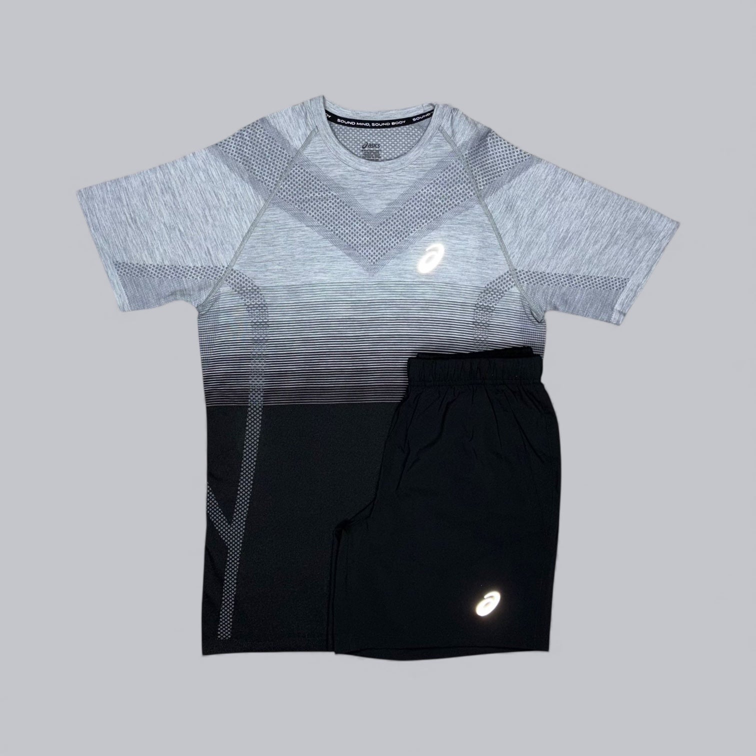 ASICS SEAMLESS SET - BLACK