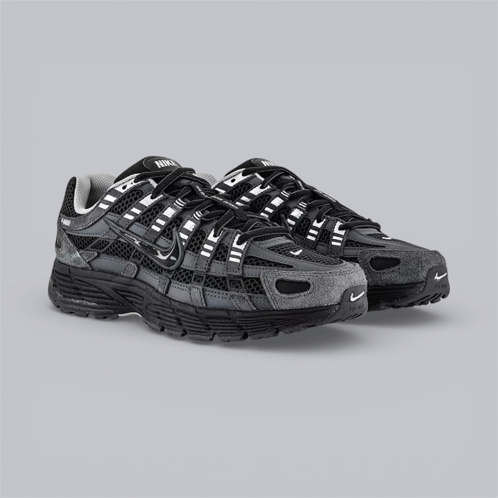 NIKE P6000 - ANTHRACITE BLACK