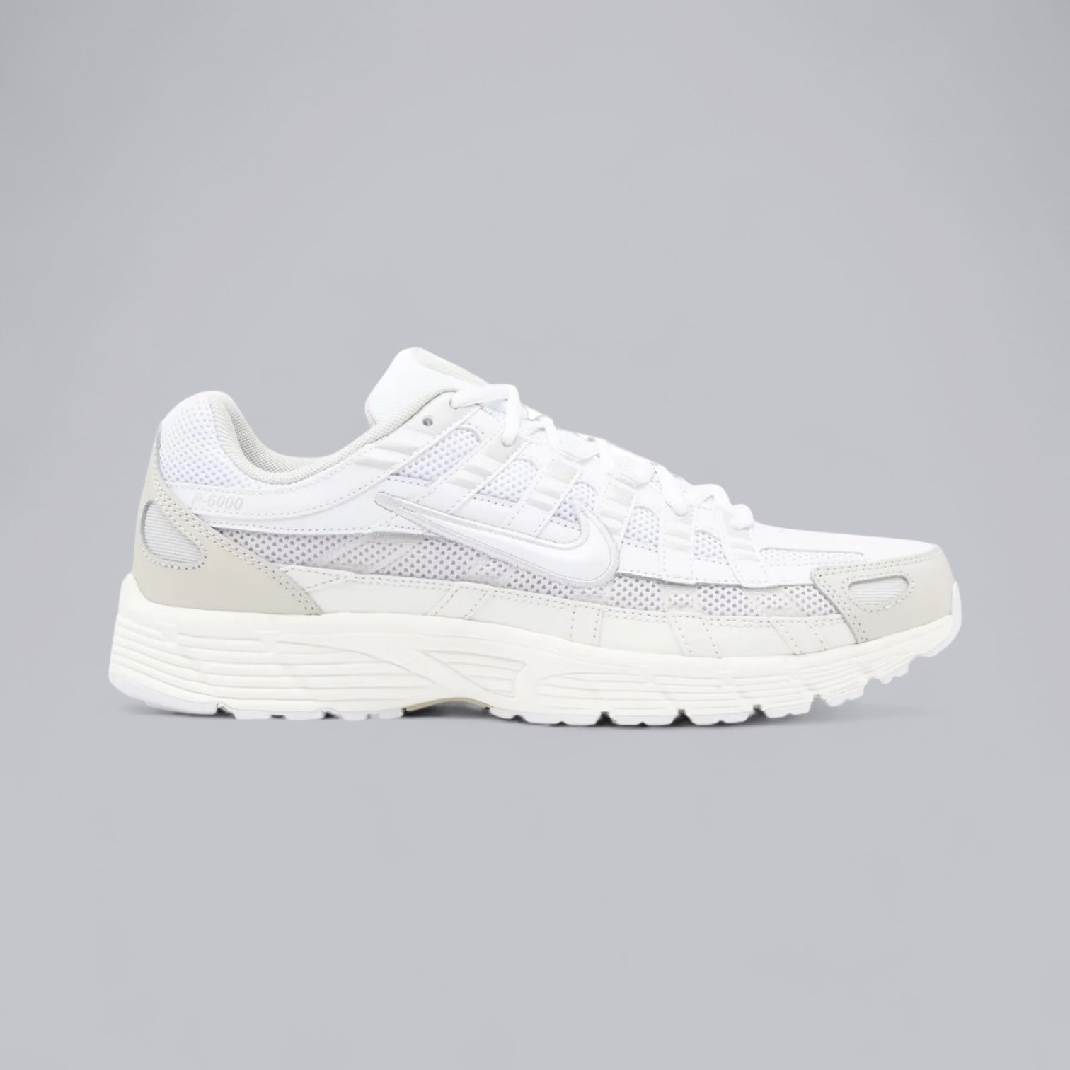 NIKE P6000 - SAIL WHITE