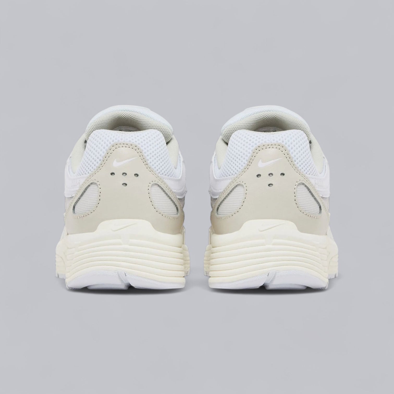 NIKE P6000 - SAIL WHITE