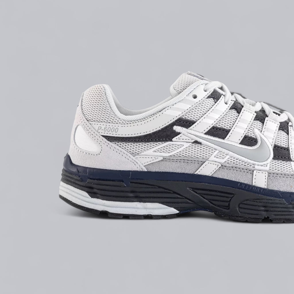NIKE P6000 - PHOTON DUST