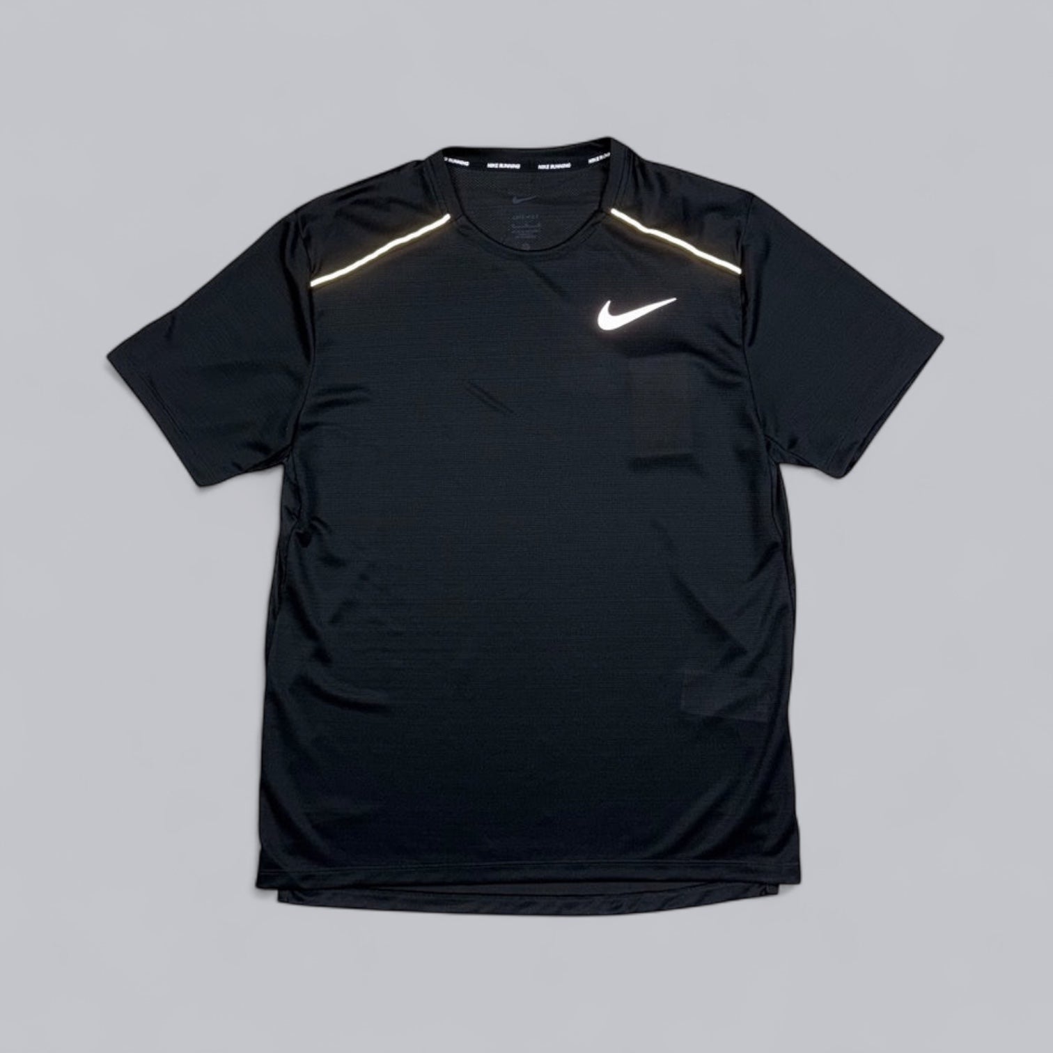 NIKE MILER 1.0 T-SHIRT - BLACK