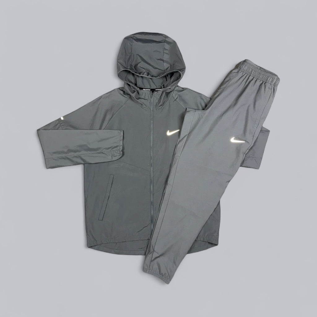 NIKE CHALLENGER DRI-FIT WOVEN PANTS - GREY