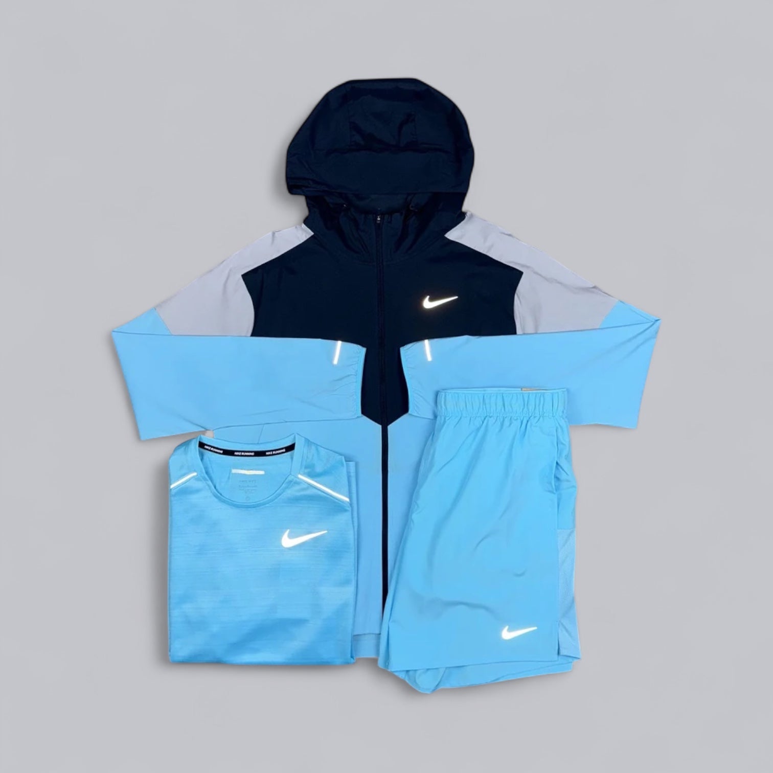 NIKE UV WINDRUNNER JACKET - AQUARIUS BLUE