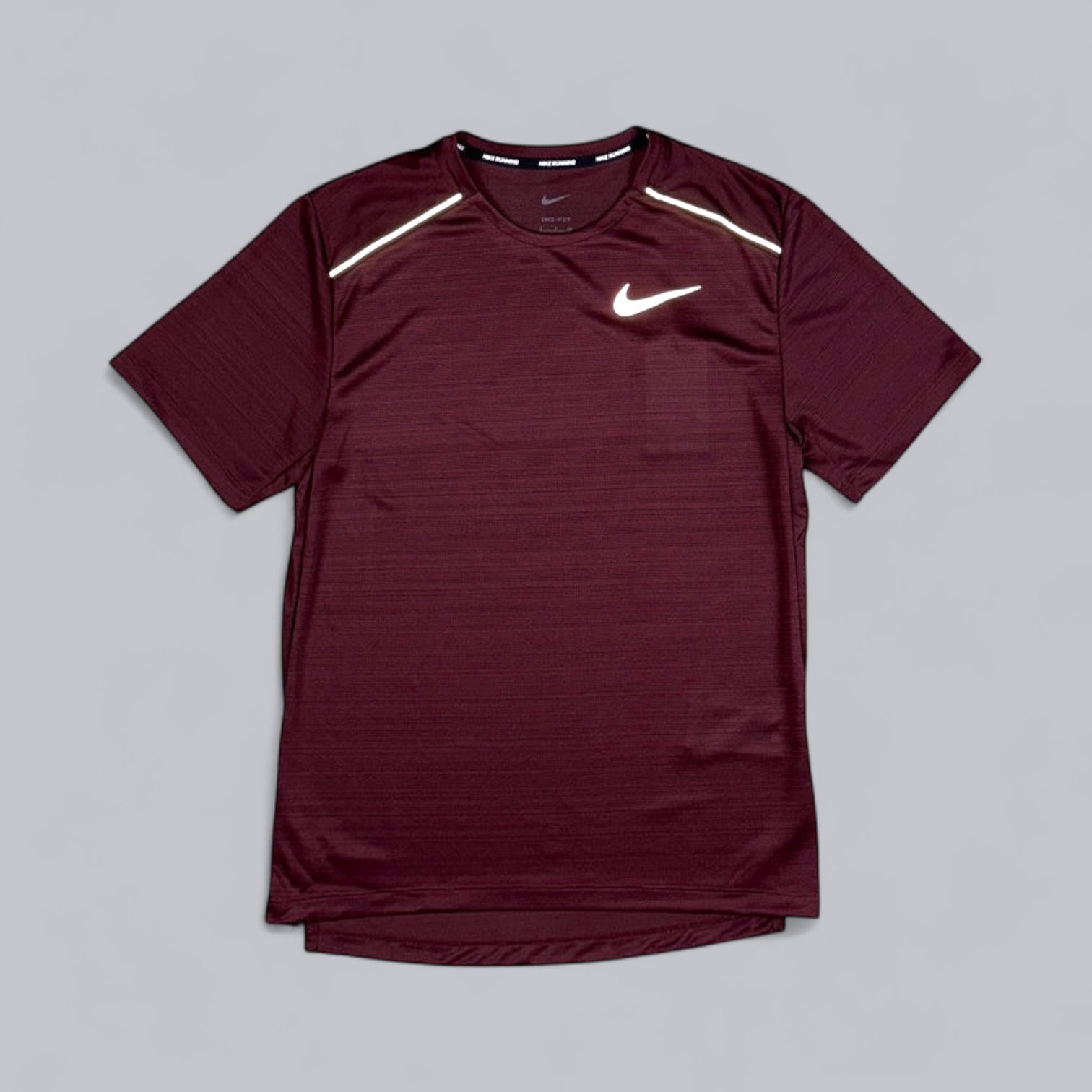 NIKE MILER 1.0 T-SHIRT - BEETROOT