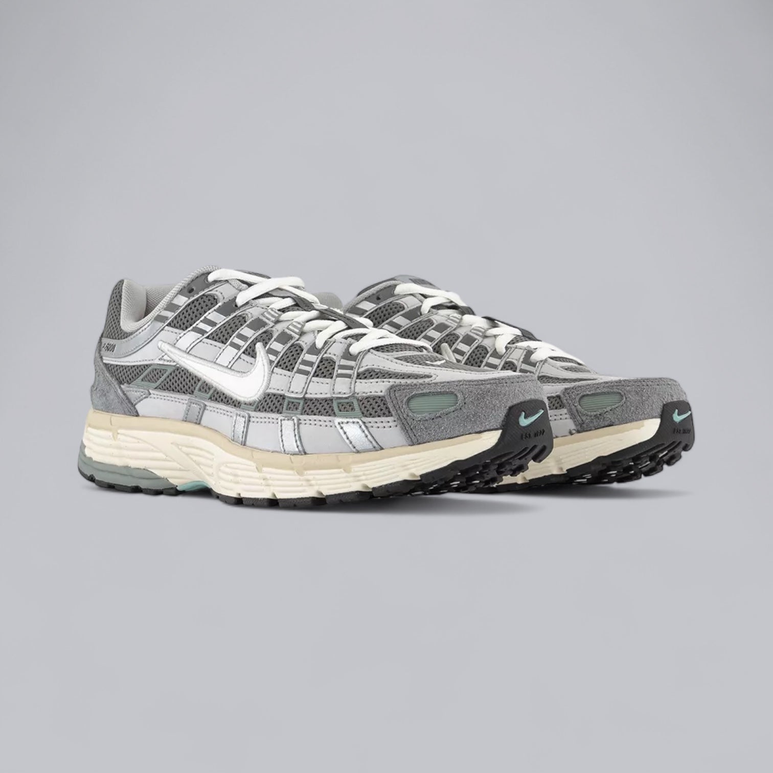NIKE P6000 - FLAT PEWTER